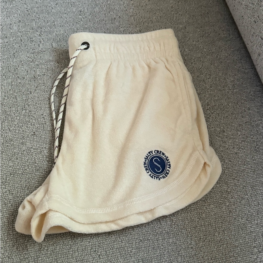 Salty crew shorts